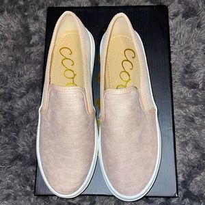 Slip on shoes
